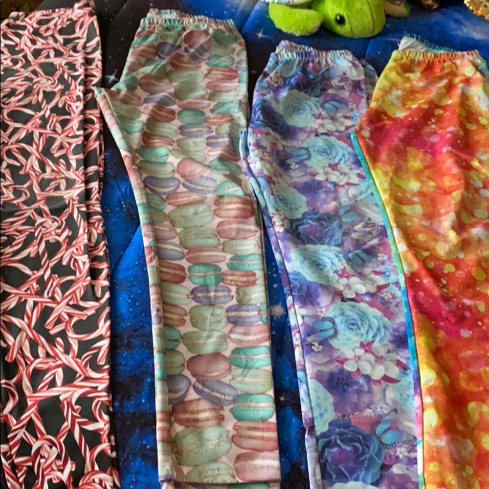 More adorable leggings
